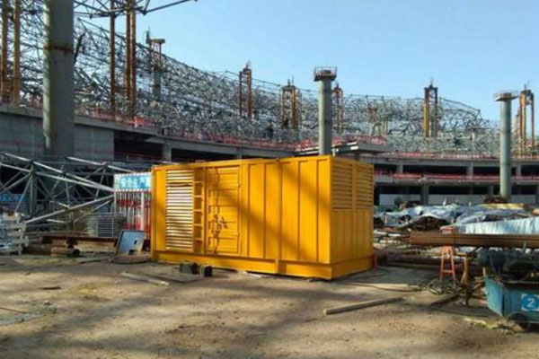韶关发电机出租如何判断空气滤清器是否需要更换？